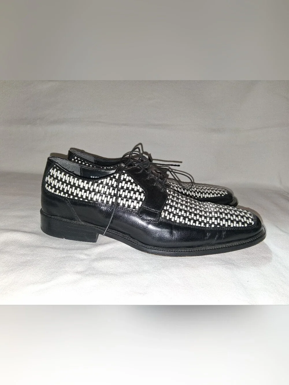 Stacy Adams Black & White Woven Lace-Up Oxfords Size 11.5M